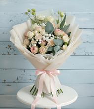 Букет цветов из:  Розы и Лизиантусы #REPLACE_PRED# Лихославле
