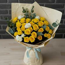 Букет цветов из:  Розы в Лихославле