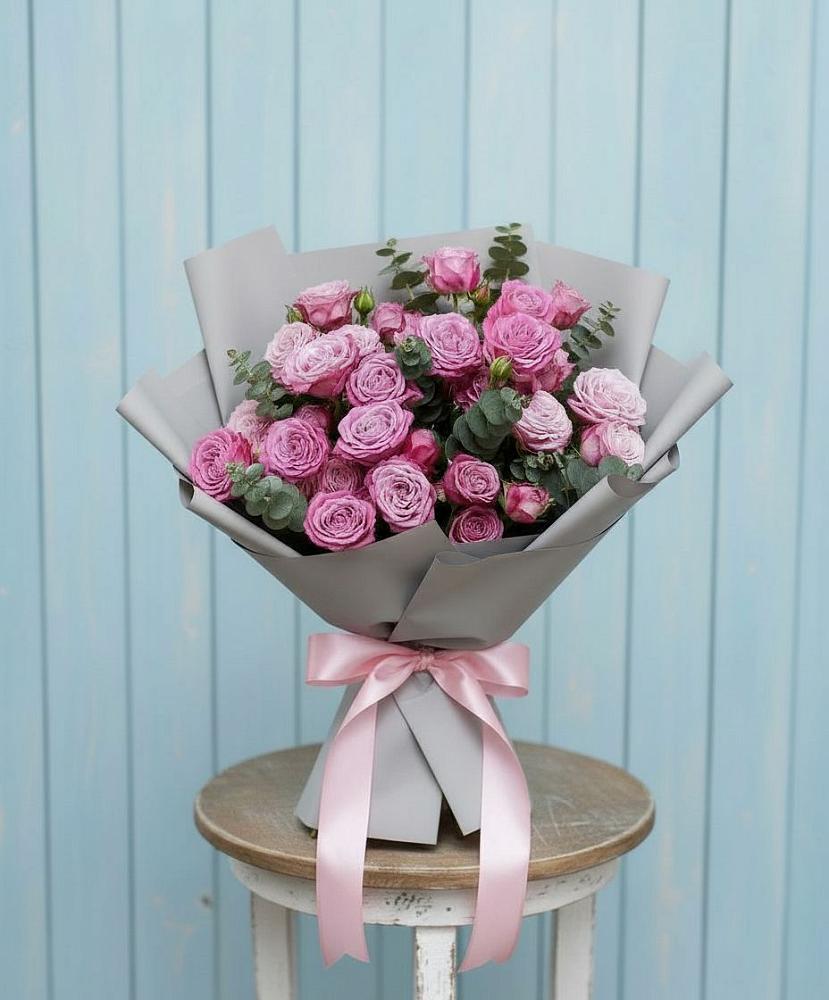 Букет цветов из: Розы в Лихославле