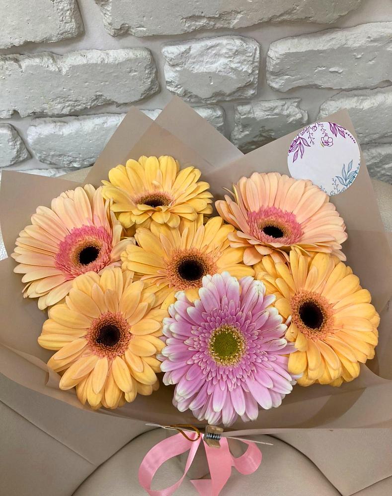 Букет цветов из: Герберы в Лихославле