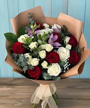 Букет цветов из:  Розы и Альстромерии в Лихославле
