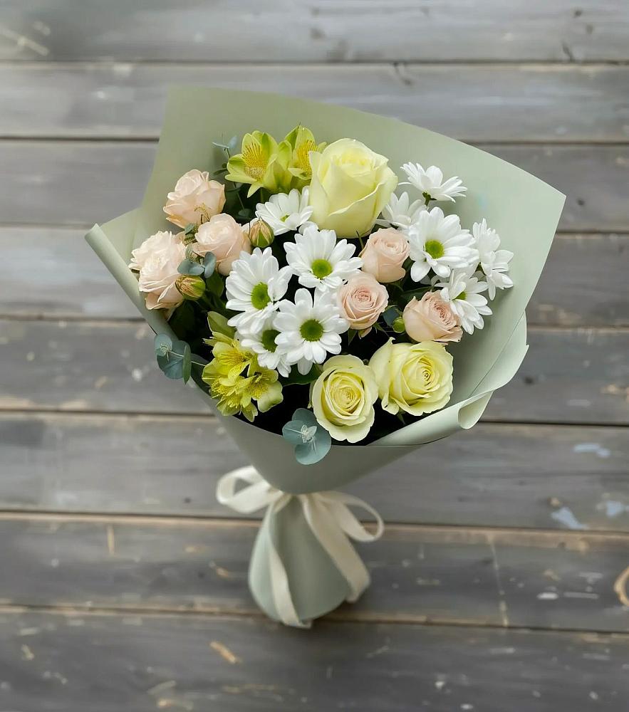 Букет цветов из: Альстромерии, Розы и Хризантемы в Лихославле