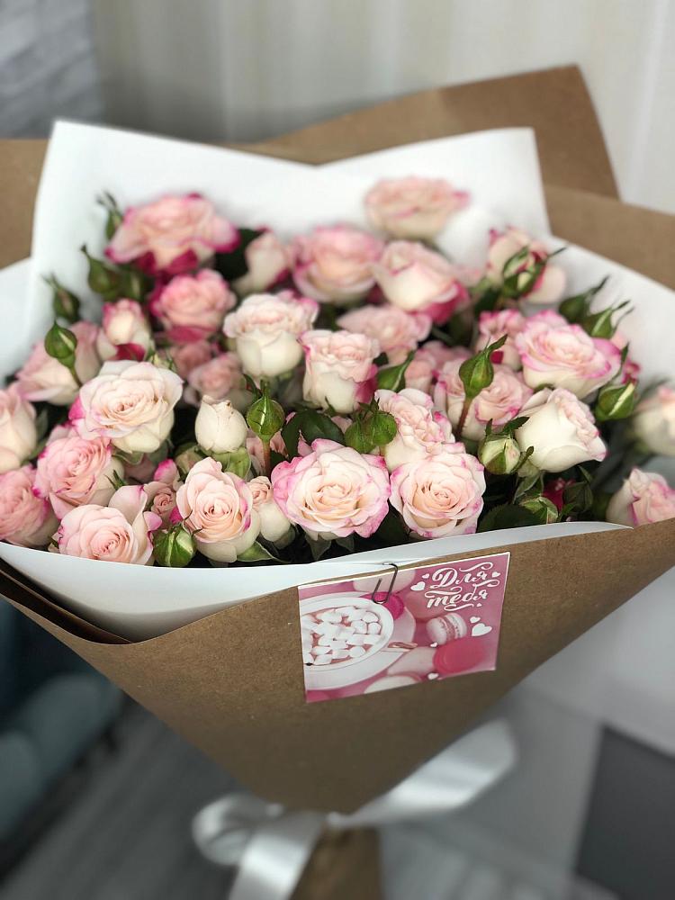 Букет цветов из: Розы в Лихославле