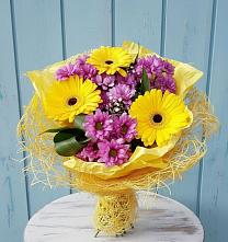 Букет цветов из:  Хризантемы и Герберы #REPLACE_PRED# Лихославле