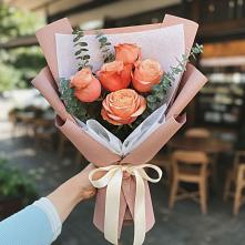 Букет цветов из:  Розы в Лихославле