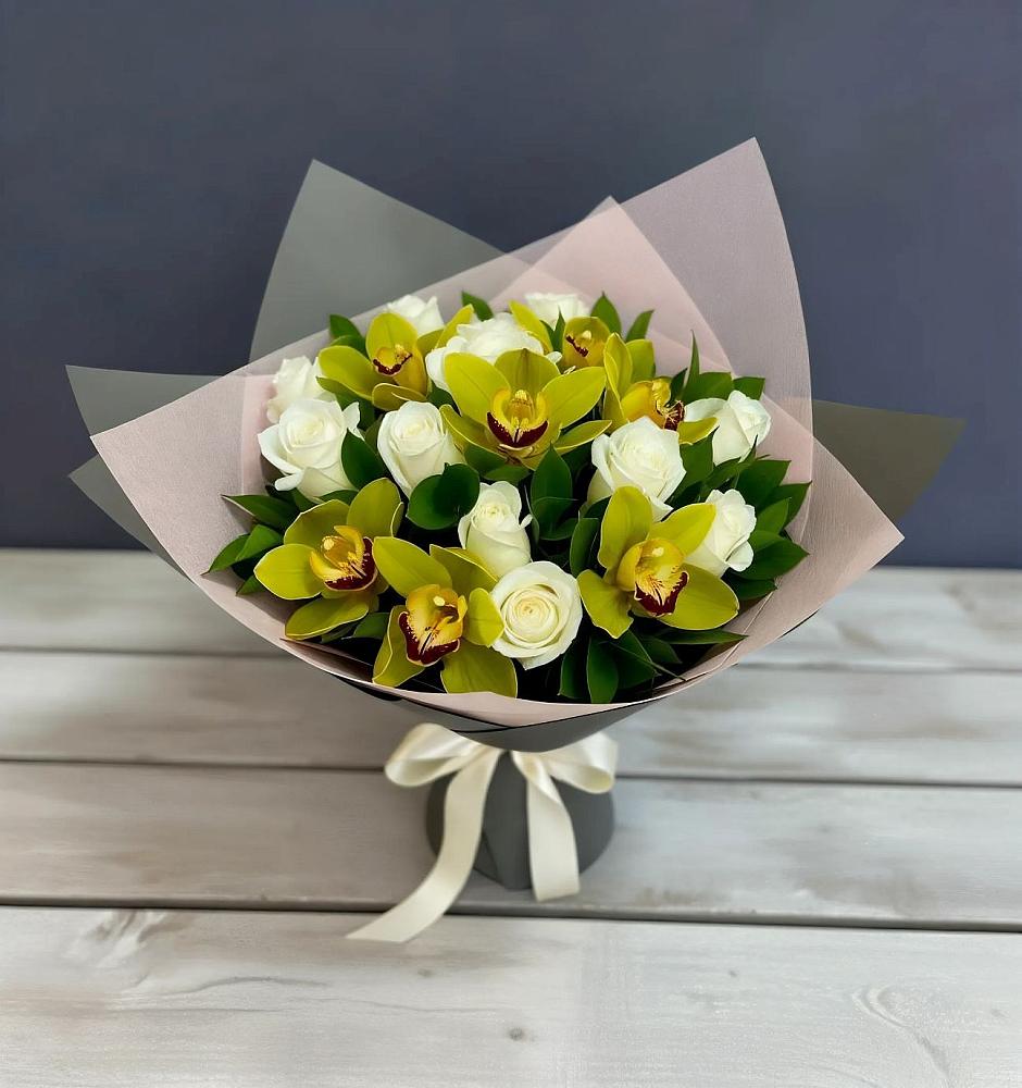 Букет цветов из: Орхидеи и Розы в Лихославле