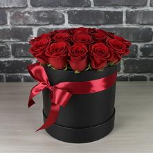 Цветочная композиция из Розы в шляпной коробке в Лихославле