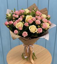 Букет цветов из:  Розы в Лихославле