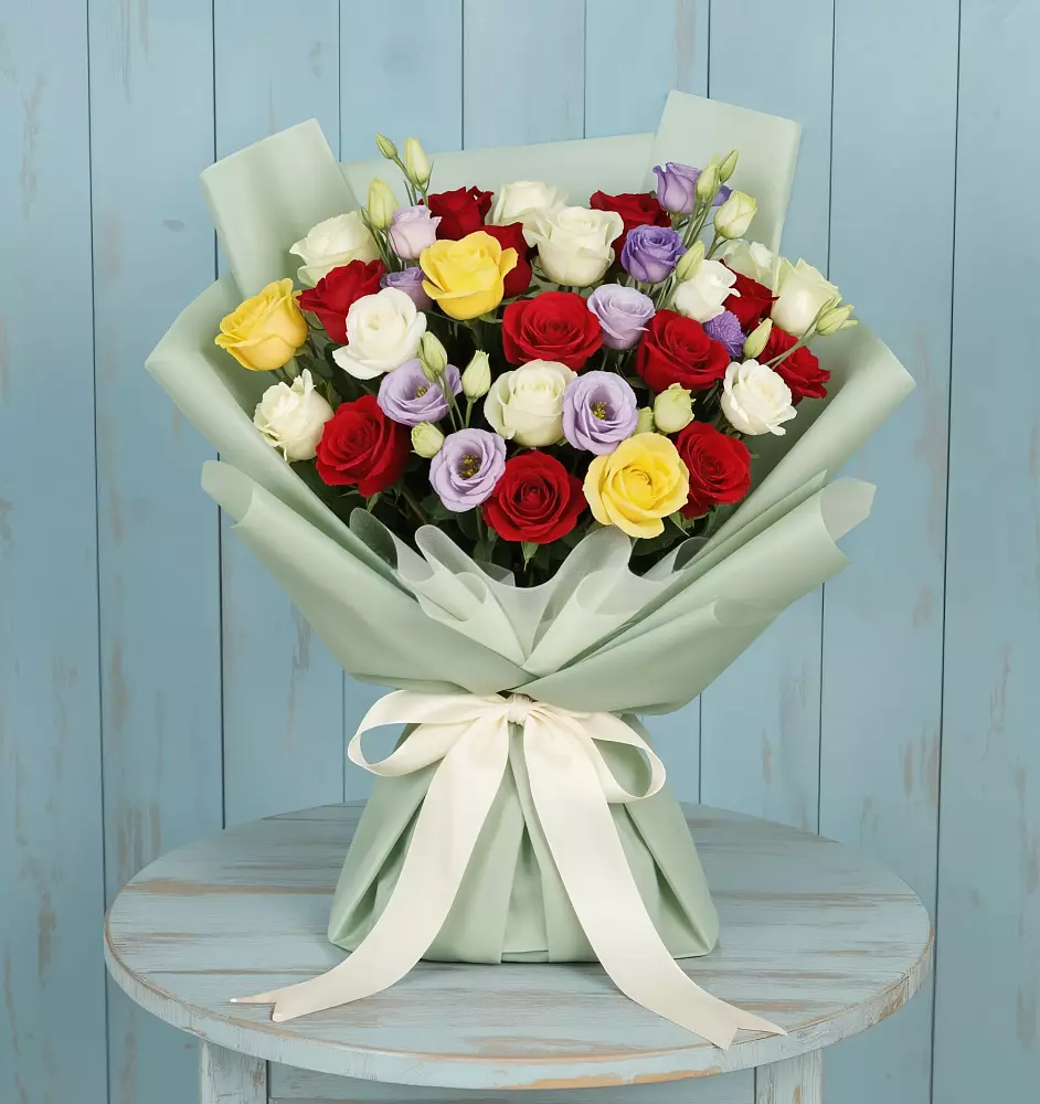 Букет цветов из: Розы в Лихославле