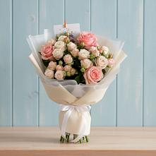 Букет цветов из:  Розы в Лихославле