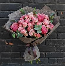 Букет цветов из:  Розы в Лихославле